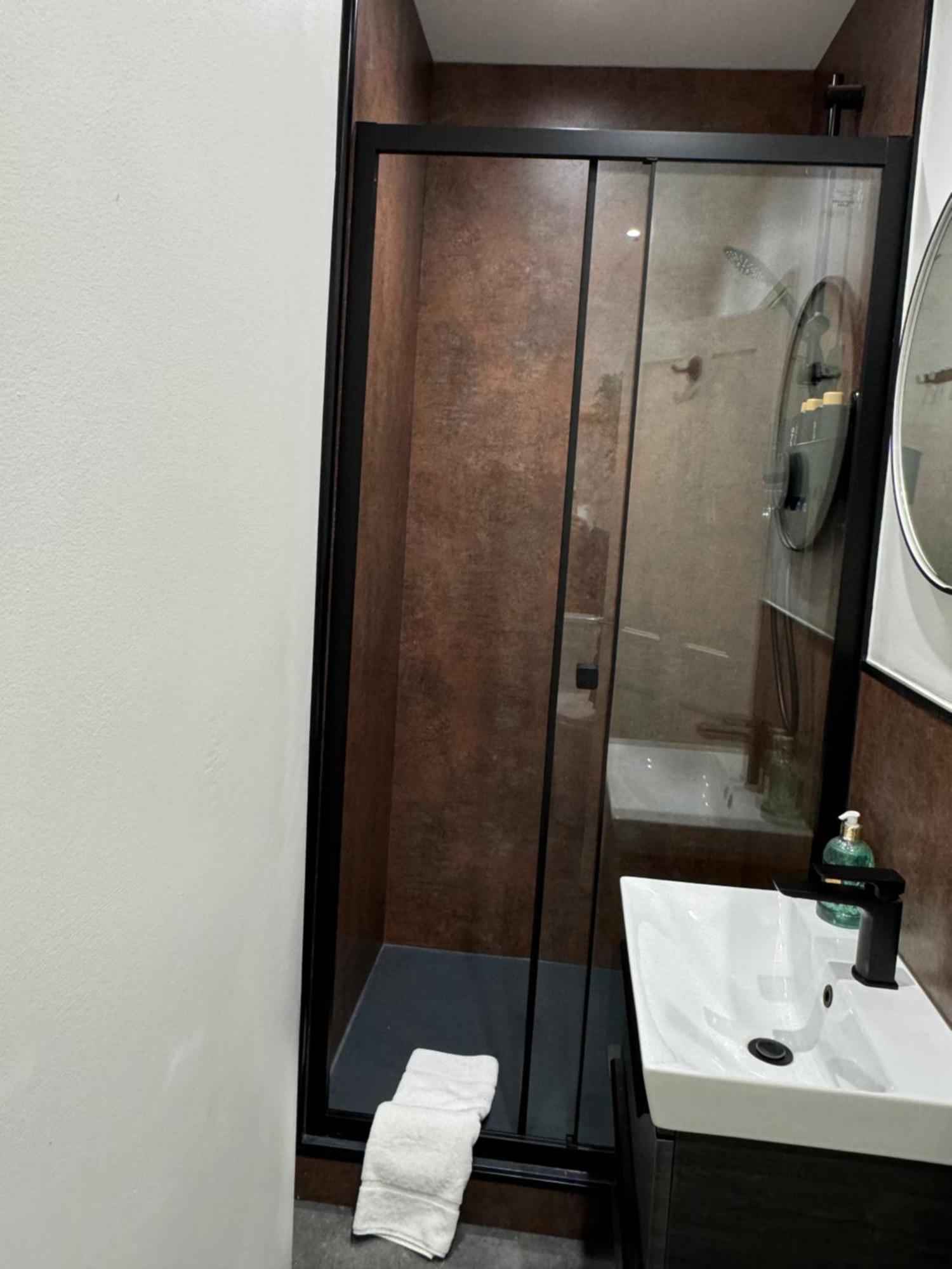 Town Centre Apartment Kendal Bagian luar foto